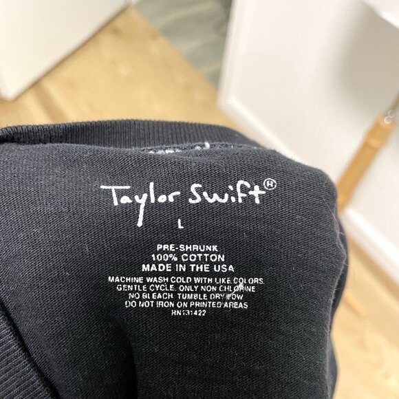 TAYLOR SWIFT 1989 Spirit Jersey Long Sleeve Shirt Top Black White size Large - Picture 7 of 7